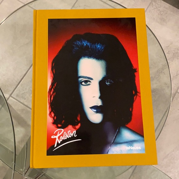 teNeues Hollywood Royale Hardcover Book - Picture 2 of 3